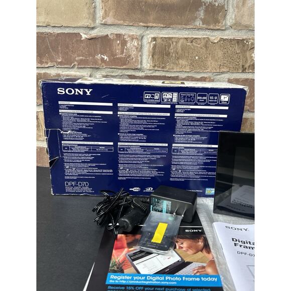 SONY DPF-D70 S-Frame 7 Sony S-Frame DPF-D70 7\
